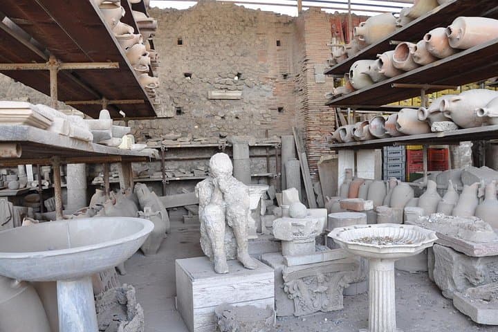 Full-Day Tour in Pompeii, Sorrento and Amalfi Coast