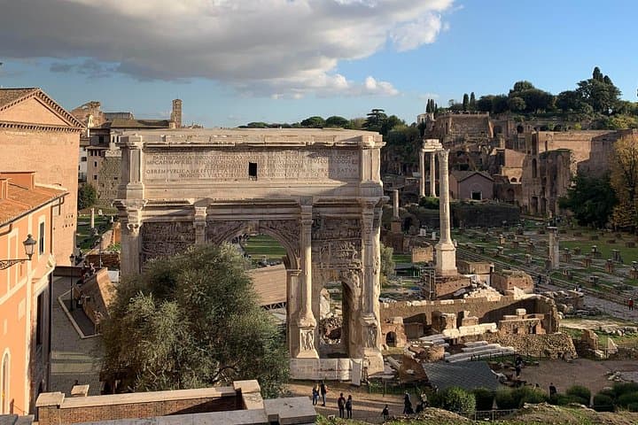 Private Full Day Rome Tour - Licensed Tour Guide, Executive Car