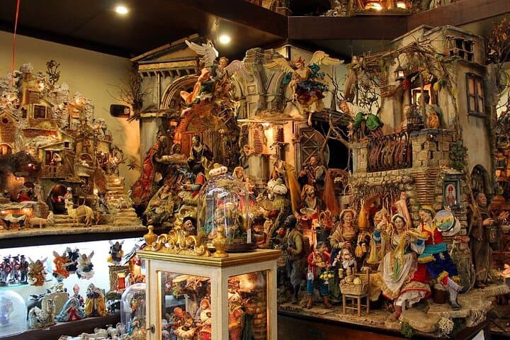 Naples Walking Tour and Underground Ruins