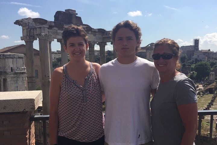 Rome private tour,half day with local driver- Highlights of Rome