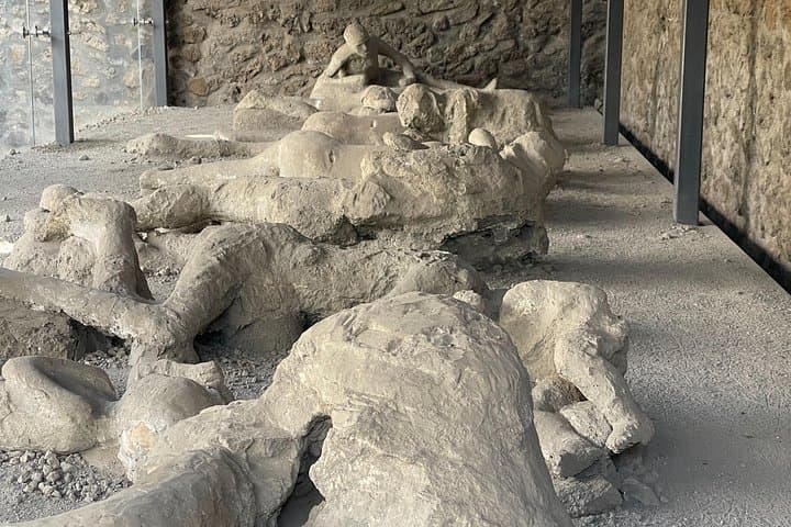 Pompeii Tour with Skip The Line Ticket 2h 30min