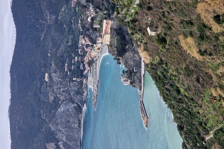 Cinque Terre and Pisa Limousine service from Florence 12 hours