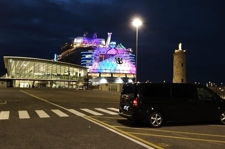 Private Transfer from Civitavecchia to Rome or Fiumicino