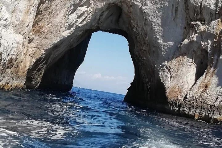 3 Hours Private Capri by Boat for Couples