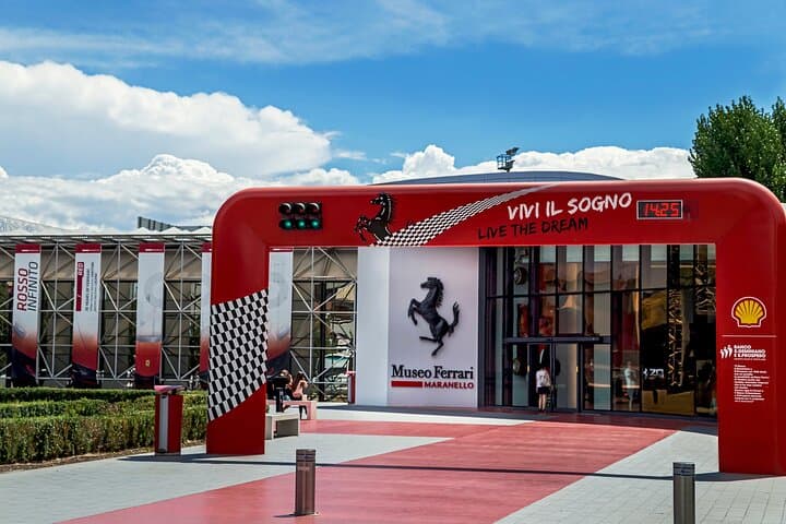 Ferrari vip day from Venice with Test drive