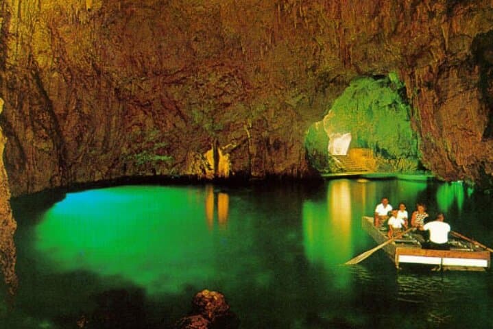 ItalyBestExcursions - Amalfi Coast Positano and Emerald Grotto Fullday from Rome