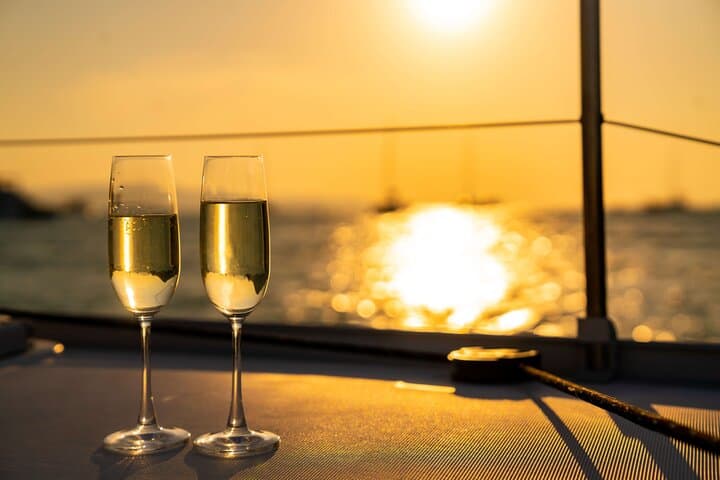 Amalfi Coast Sunset Boat Tour with Snorkeling