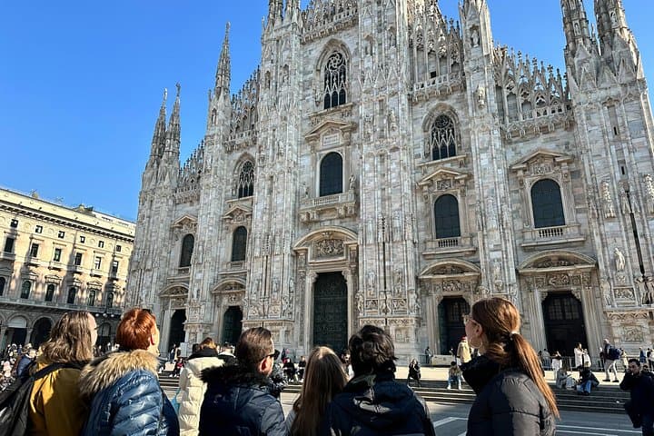 Milan Walking Food Tour with City Highlights
