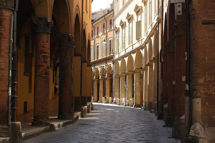 Bologna : Private Custom Walking Tour With A Guide (Private Tour)