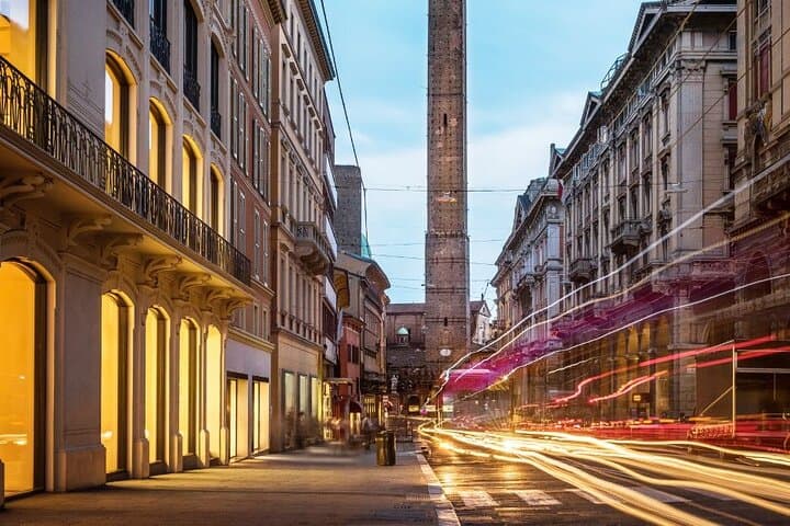 Bologna : Private Custom Walking Tour With A Guide (Private Tour)