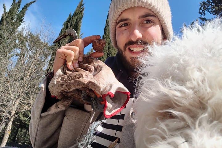 Truffle hunting in the Sicani mountains: a unique experience in Sicily