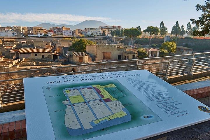 Half Day Morning Tour of Herculaneum from Sorrento