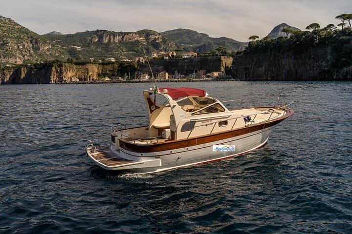 Private Boat Tour from Sorrento to Capri on a Classic Gozzo 8.50
