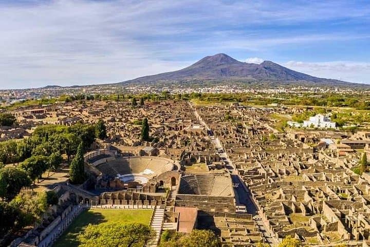 private and Guided Tour to Pompeii from Positano