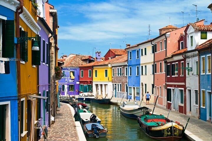 The Magic of Venice in one Day! High speed train from Rome