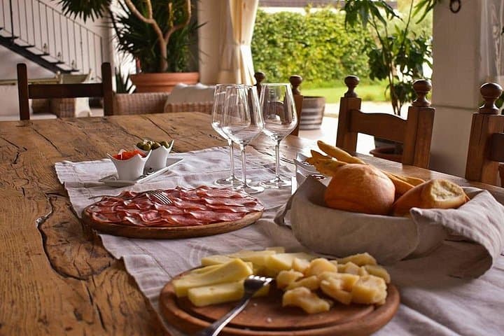 Wine Tasting and Tour of Lugana Wines in Sirmione