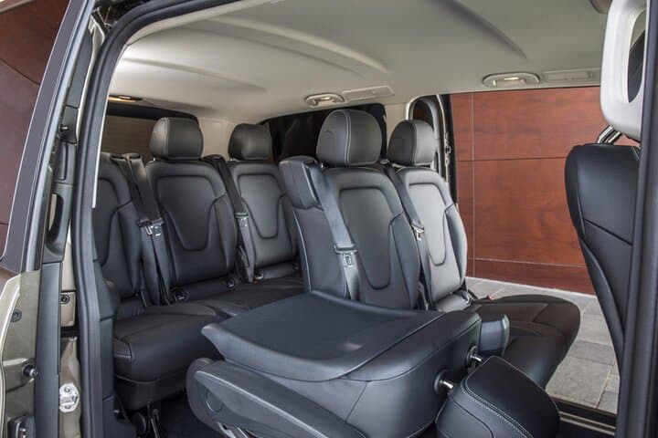 Milan Departure Private Transfer to Milan Malpensa MXP by MiniVan