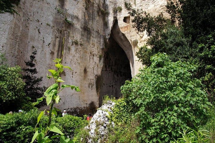 4 Hours Guided Tour to the Archaeological Park of Neapolis and Ortigia