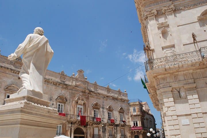 4 Hours Guided Tour to the Archaeological Park of Neapolis and Ortigia