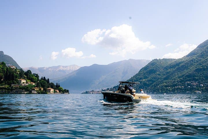 1H Private Cruise Lake Como Tender Yacht Invictus 6 pax