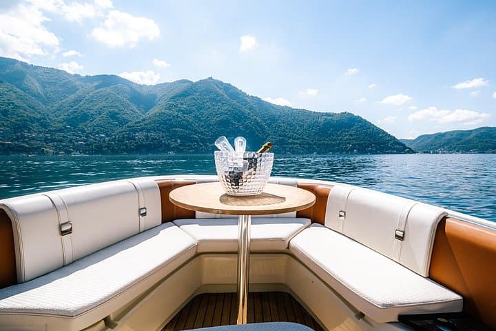 1H Private Cruise Lake Como Tender Yacht Invictus 6 pax