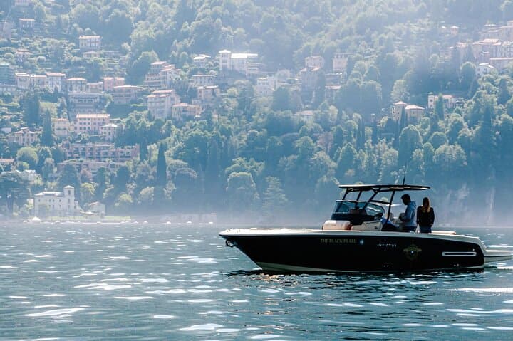 4H Como Lake Cruise drop of Bellagio and Varenna on Tender Yacht