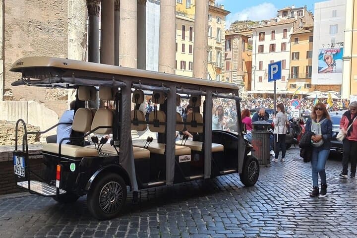 Rome Night Tour Highlights by Luxury Golf Cart