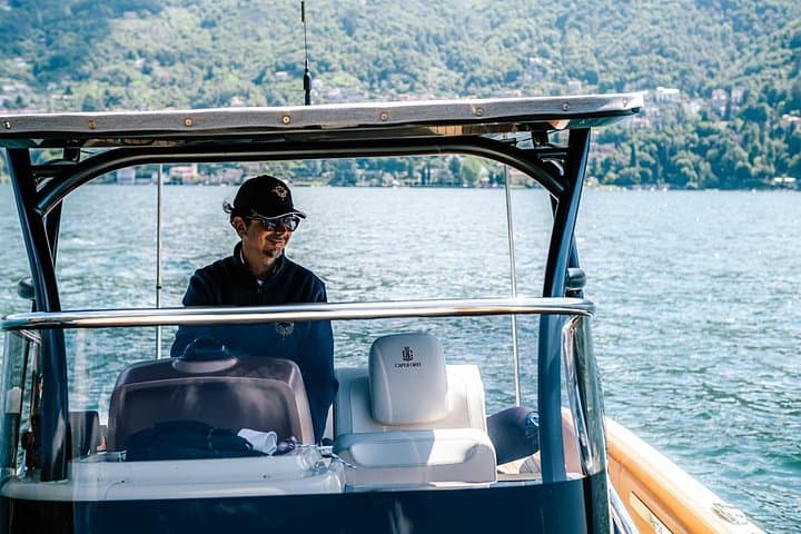 1H Private Cruise Lake Como Tender Yacht Invictus 6 pax