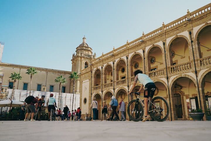 7-Day Guided Tour in Sicily's Hidden Gems on 2 Wheels