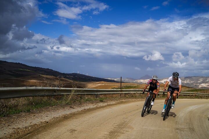 7-Day Guided Tour in Sicily's Hidden Gems on 2 Wheels