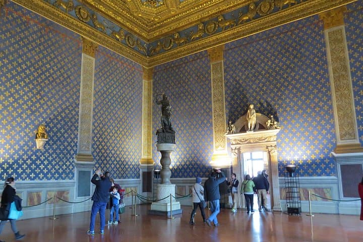 Sala dei Gigli