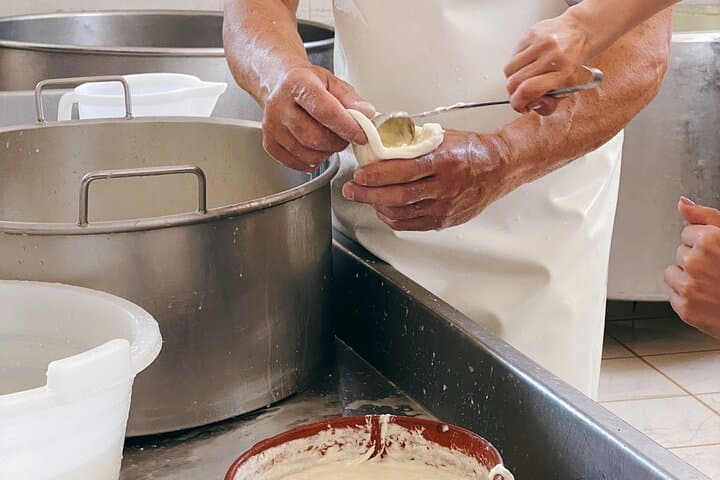 burrata making