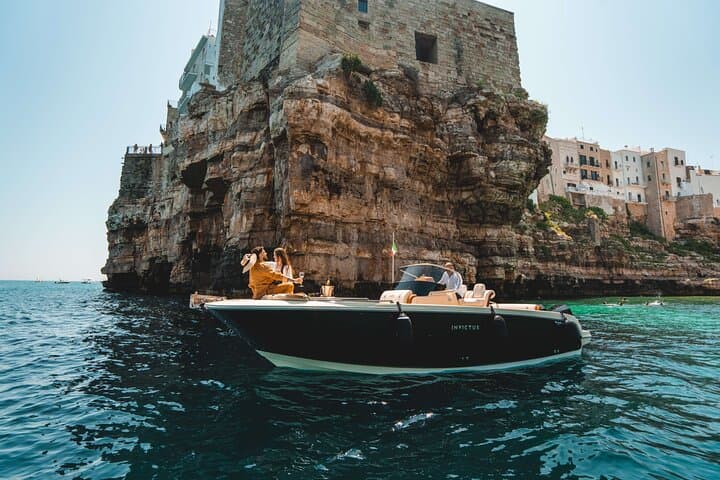 Polignano a Mare: Private Boat Tour with Champagne - 4 hours