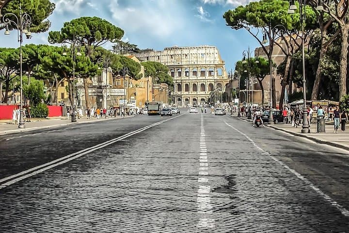 Colosseum Walls Tour with Virtual Guide