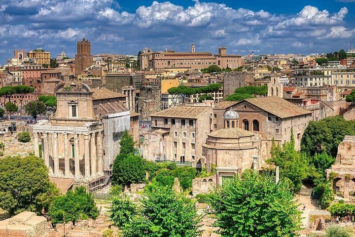 Colosseum Walls Tour with Virtual Guide