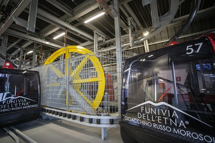 Cabin station