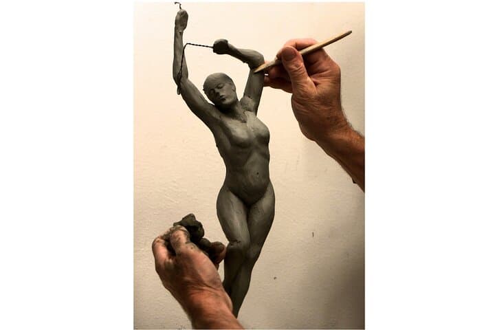 Introduction to Sculpture in Clay Class at The Florence Studio