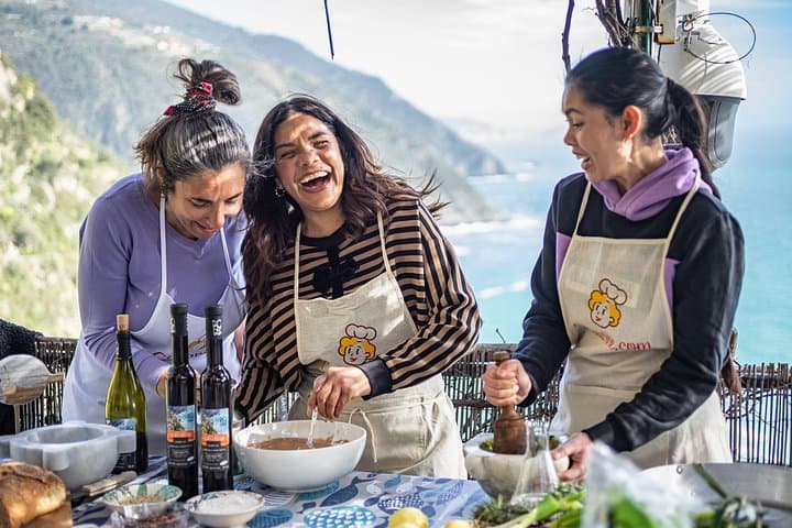 Cinque Terre: 2-course Cooking Class with seaview in Riomaggiore