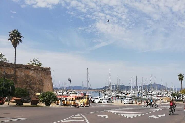 Private Walking Tour of the Historic Center of Alghero