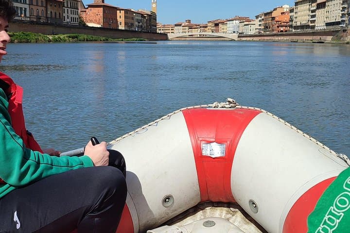 Pisa : rafting tour with Aperitif + free souvenir pictures