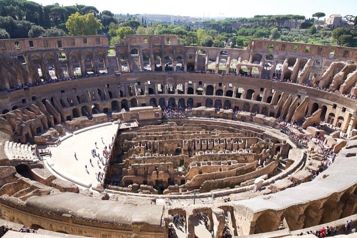 Colosseum & Roman Forum Small Guided Group - Skip the Line Tour