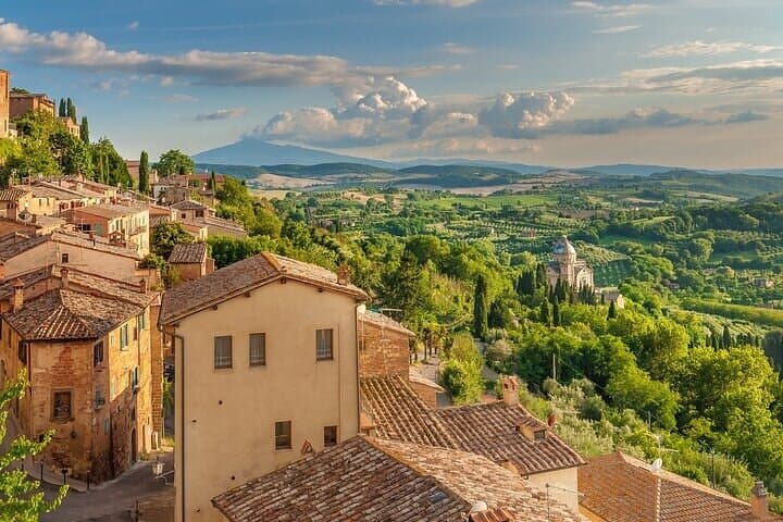 From the rolling hills of Chianti to the medieval charm of Siena and San Gimignano.