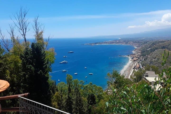 Best tour from cruise port to Taormina-Castelmola-Isola Bella