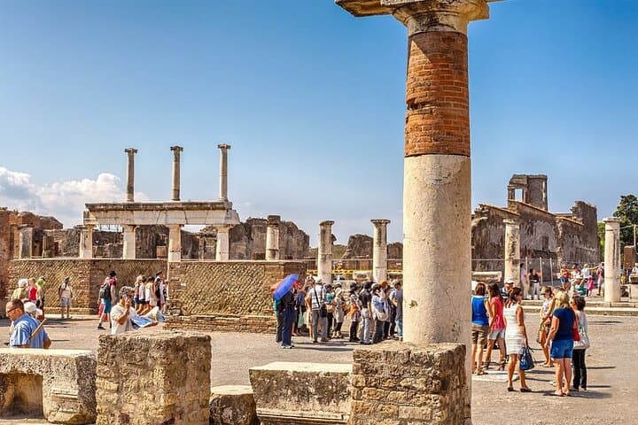 Pompei Private Tour With An Expert Archaeologist Guide