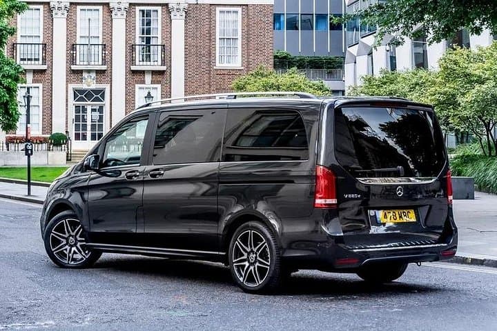 Milan Departure Private Transfer to Milan Malpensa MXP by MiniVan