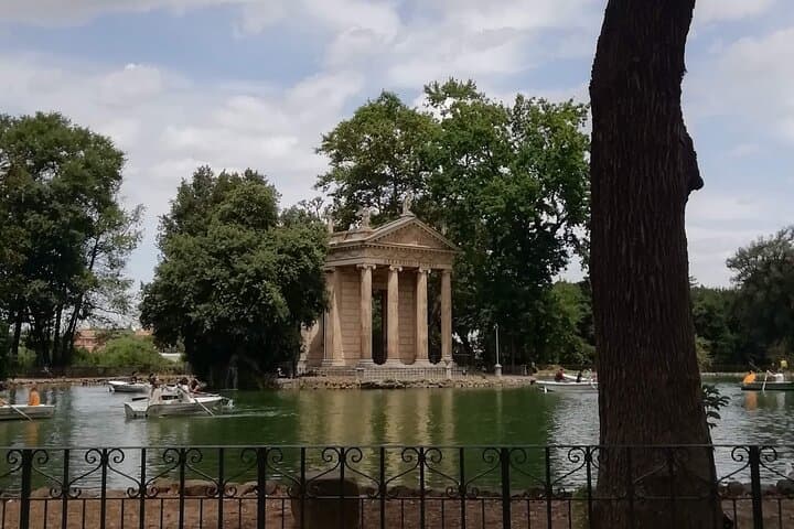 The pond with the Temple of Aesculapius