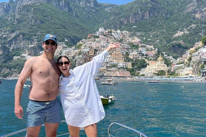 Amalfi Boat Tour from to Positano Praiano or Amalfi. 7 hours