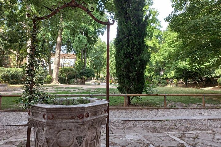 Venice Small-Group Walking Tour: Secrets & Hidden Gems