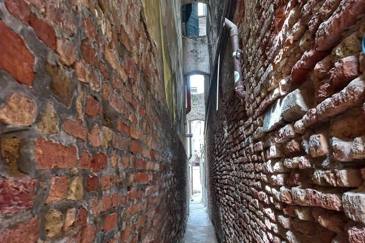 Venice Small-Group Walking Tour: Secrets & Hidden Gems