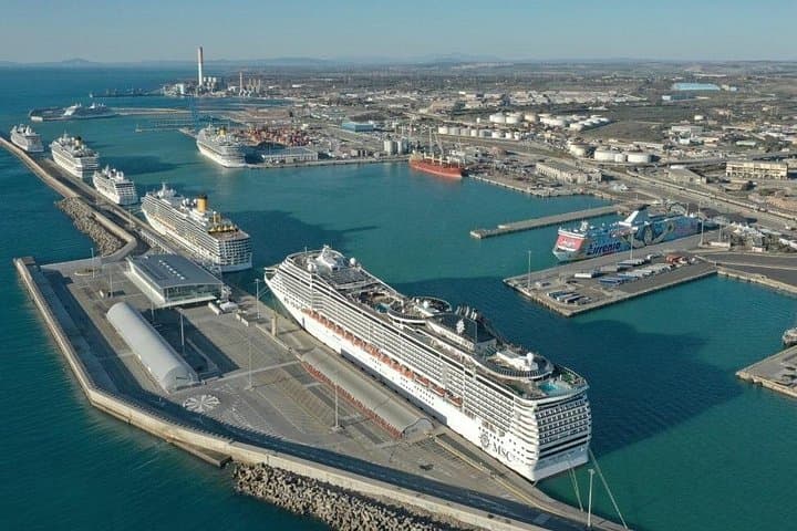 Private TRANSFER from CIVITAVECCHIA PORT to ROME